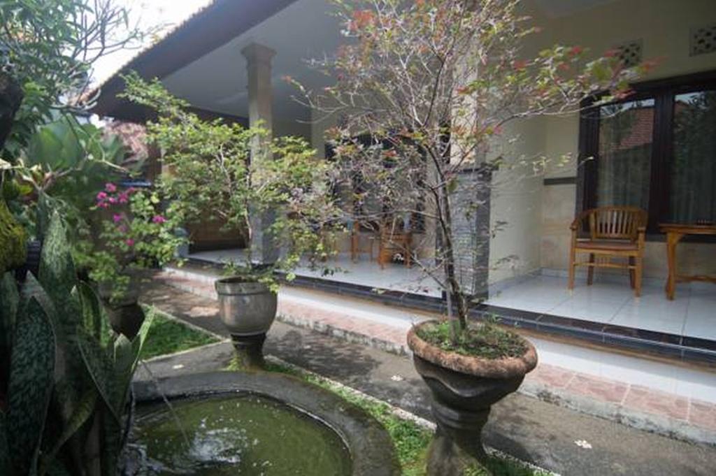 Gasthuis Jiwa's House 2*
